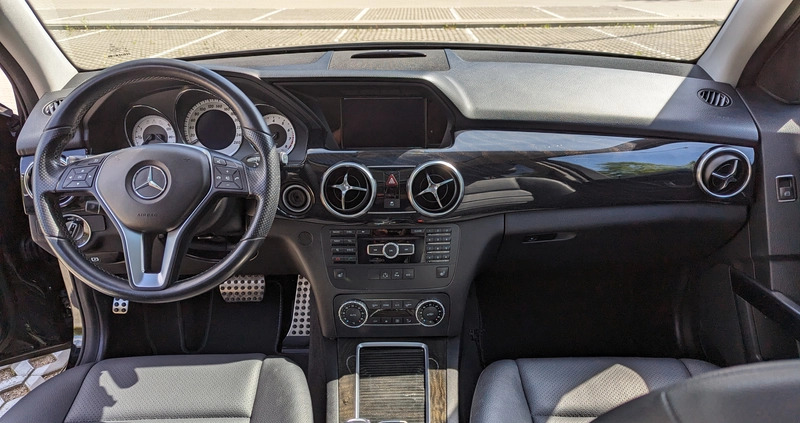 Mercedes-Benz GLK cena 77700 przebieg: 122120, rok produkcji 2013 z Krzywiń małe 301
